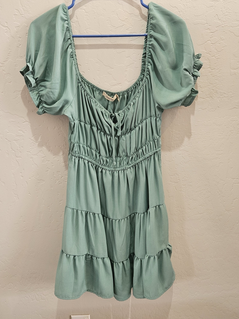 Green Puff-Sleeve Tiered Tunic